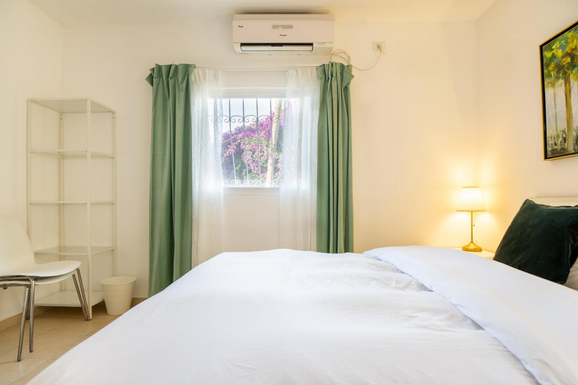Yagen Boutique Apartments Haifa Room photo