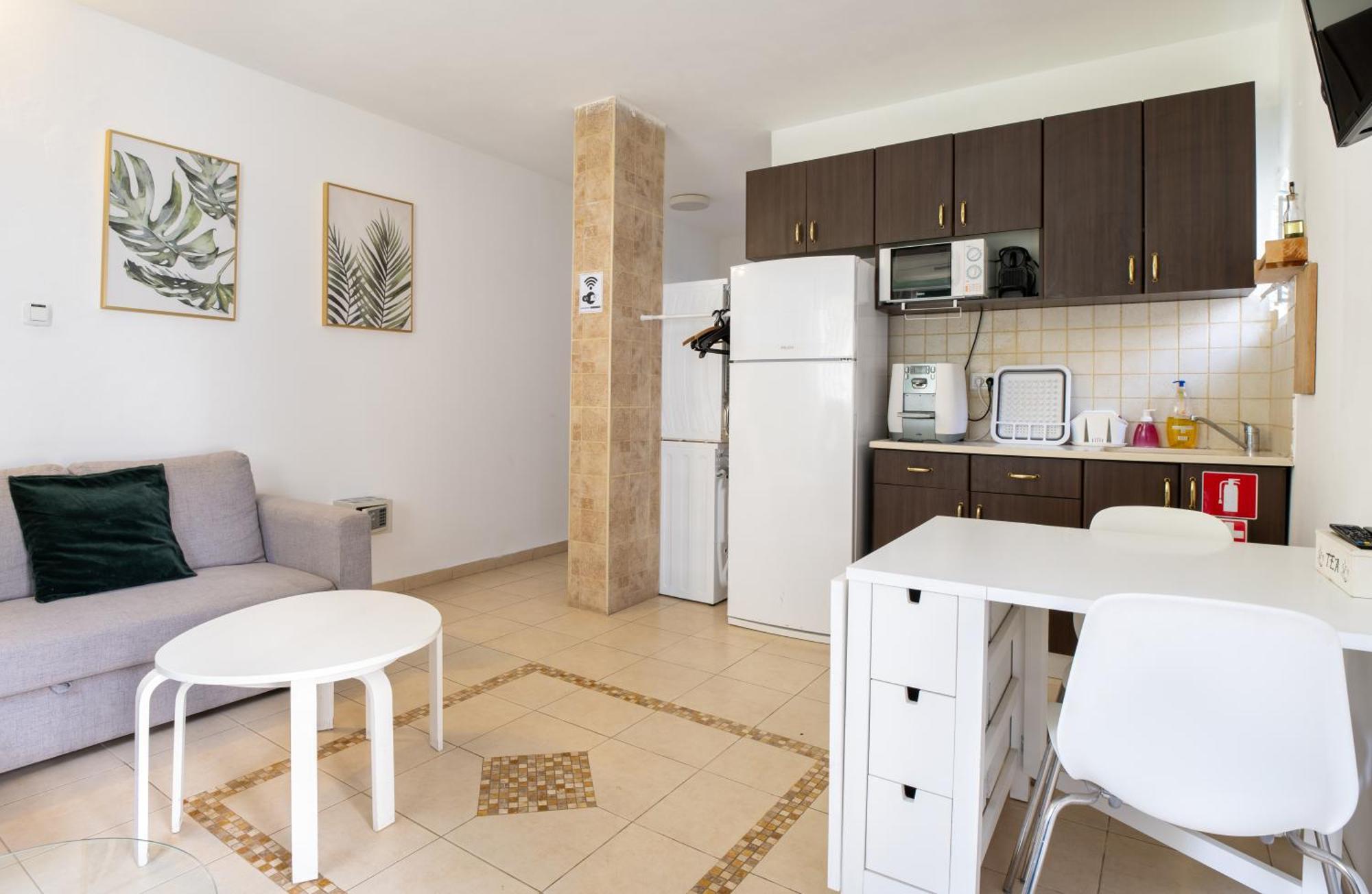 Yagen Boutique Apartments Haifa Room photo