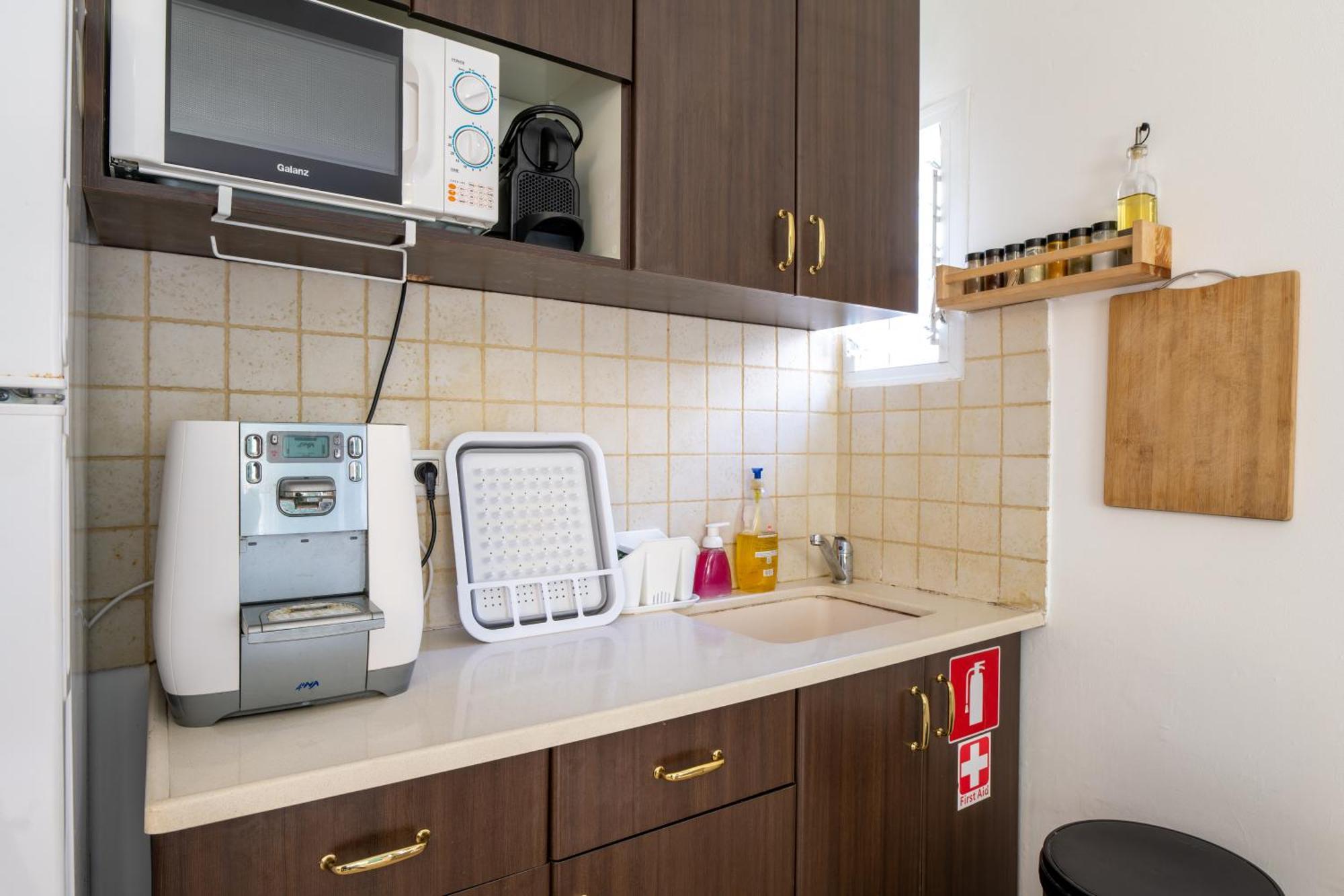 Yagen Boutique Apartments Haifa Room photo